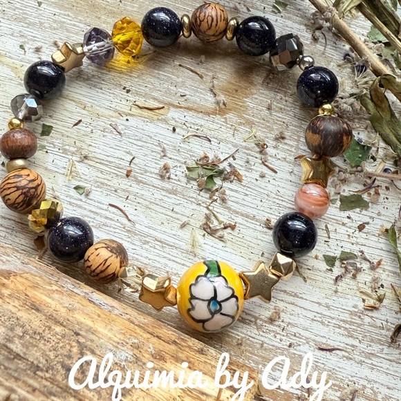 Alquimia Gold and Blue Bracelet with Elegant Beads - Picture 1 of 1